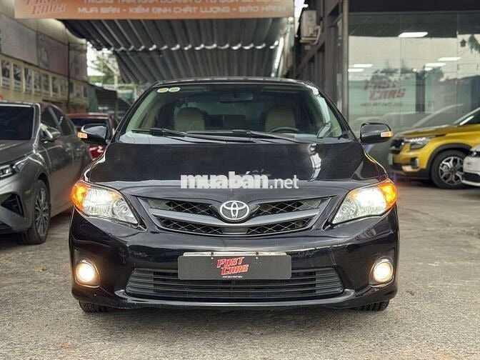 Toyota Corolla Altis 2010 2.0V, màu đen,92.000 km