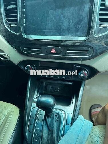 Kia Rondo 2016 1.7 DAT - 100000 km