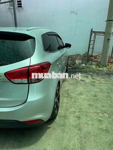 Kia Rondo 2016 1.7 DAT - 100000 km