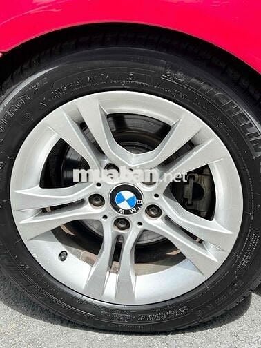 BMW 3 Series 2011 cần tìm chồng