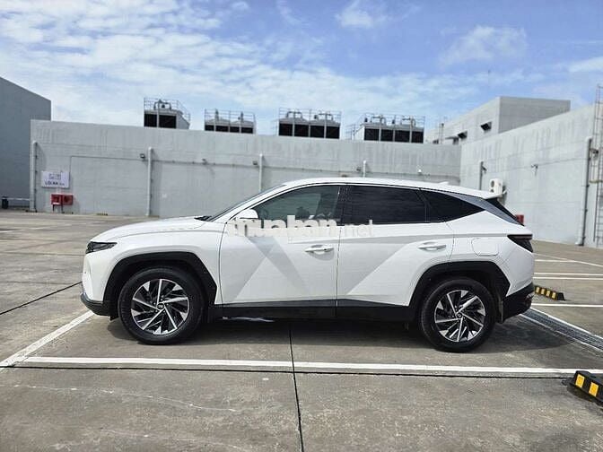 Bán Tucson bản full 2.0D 2022