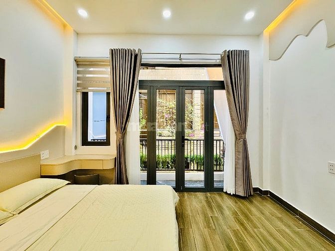 Nhà 3 lầu tuyệt đẹp Cao cấp cách Mặt tiền Phan Tây Hồ 5m, P7, Q.Phú 