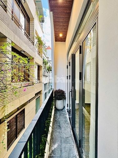 Nhà 3 lầu tuyệt đẹp Cao cấp cách Mặt tiền Phan Tây Hồ 5m, P7, Q.Phú 