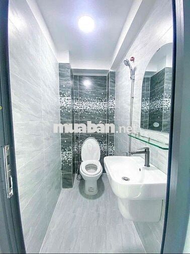 🔥 Nhà 3 Tầng CMT8 Tân Bình – Hẻm 6m, Có Nội Thất, Chỉ 11.5tr/Tháng!