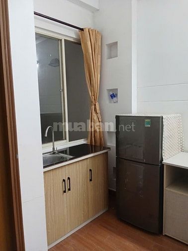 Phòng bancol 24m2( như căn hộ) quận 10 đẳng cấp full đồ 4.5tr/m2