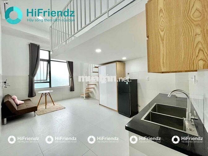 Duplex ban công siêu rộng phù hợp nhóm bạn 2-4 người giáp q10