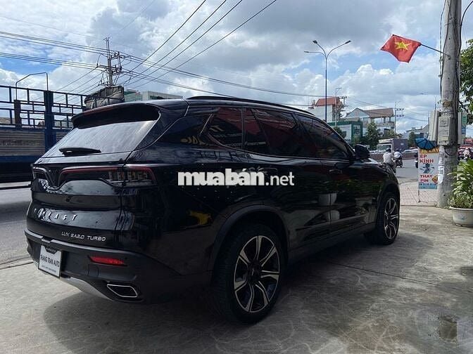 VinFast Lux SA2.0 Turbo Premium 2021