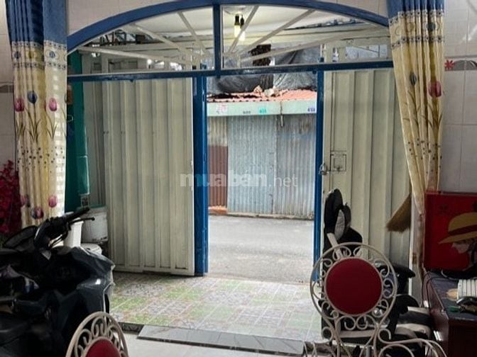 Bán nhà lô góc gần Phạm Văn Đồng 55m2, 5 phòng ngủ, giá 4.8 tỷ