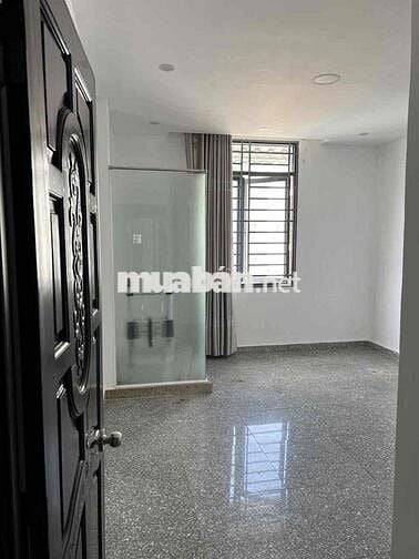 Cho thuê phòng trọ 20m2 ngay Lotte Mart Quận 7