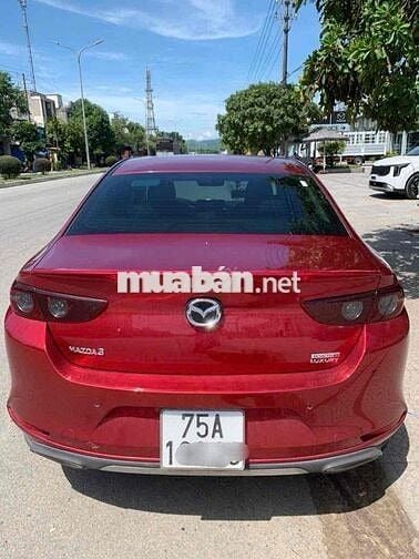 Mazda 3 2020 1.5L Luxury - 80000 km