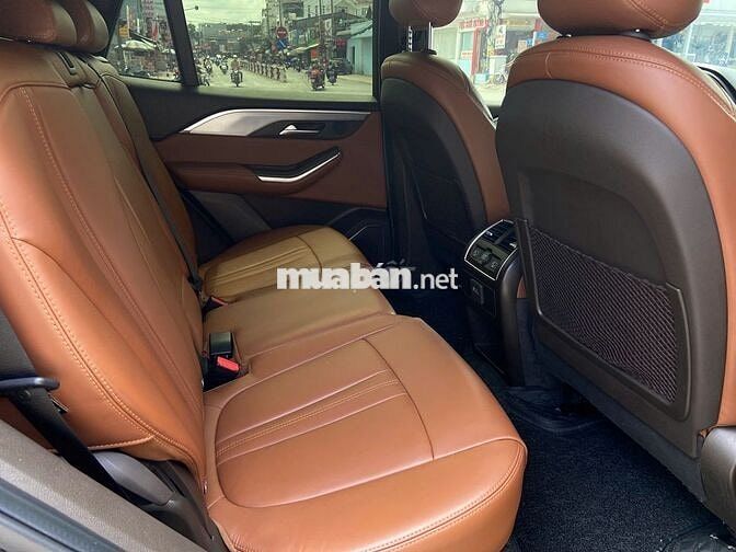 VinFast Lux SA2.0 Turbo Premium 2021