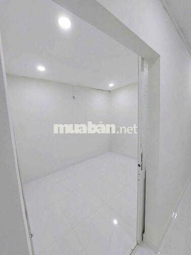 Nhà 1 Trệt 1 Lầu 3PN 4x14m Hẻm Nguyễn Thị Thập Gần Lottlemart