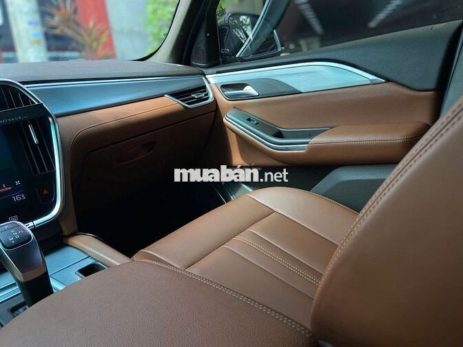 VinFast Lux SA2.0 Turbo Premium 2021