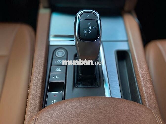 VinFast Lux SA2.0 Turbo Premium 2021