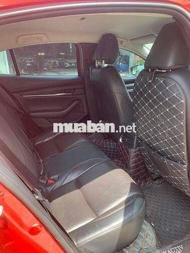 Mazda 3 2020 1.5L Luxury - 80000 km