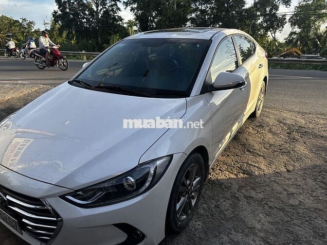 Hyundai Elantra 2019  - 142050 km