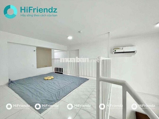 Duplex ban công siêu rộng phù hợp nhóm bạn 2-4 người giáp q10