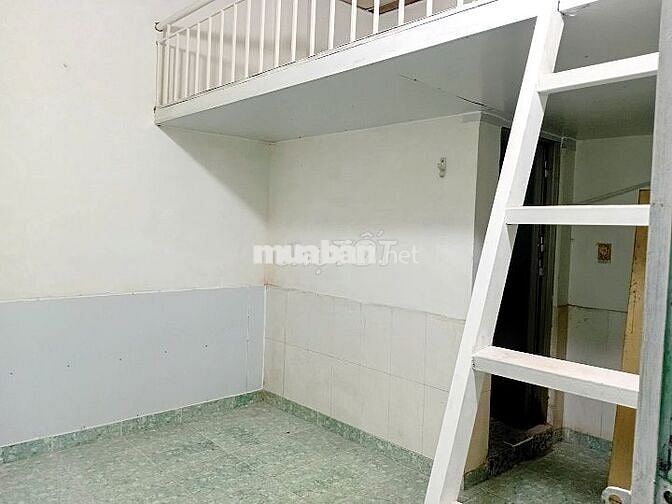 PHÒNG BẠCH ĐẰNG 20M2 CÓ MÁY LẠNH MIỄN PHÍ  XE GẦN ĐH GIA ĐỊNH, SÂN BAY