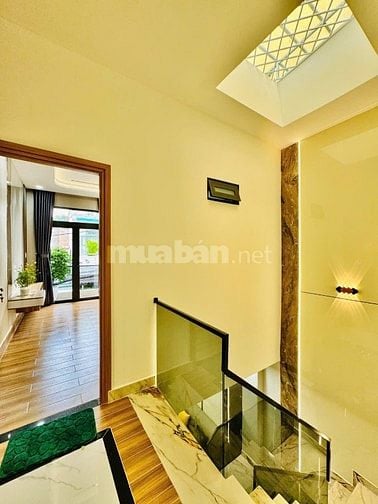 Nhà đang cho thuê 10tr/tháng Nguyễn Xí, 48m2 Sổ Hồng riêng, HXH 5m