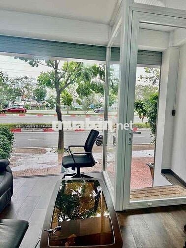 CHO THUÊ NHÀ 4TẦNG MT PHẠM VĂN ĐỒNG HIỆP BÌNH CHÁNH THỦ ĐỨC GIGAMALL