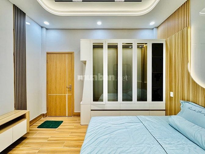 Nhà đang cho thuê 10tr/tháng Nguyễn Xí, 48m2 Sổ Hồng riêng, HXH 5m