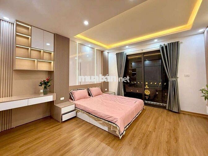 Bán nhà ở Hồ Đắc Di, 46m*6 tầng thang máy, gần phố, 4PN full nội thất