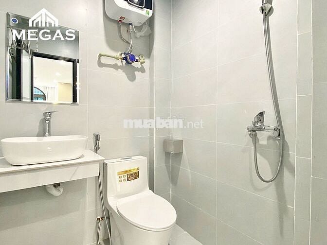 CHO THUÊ CĂN HỘ FULL NỘI THẤT NẰM NGAY ĐẠI HỌC THƯƠNG MẠI