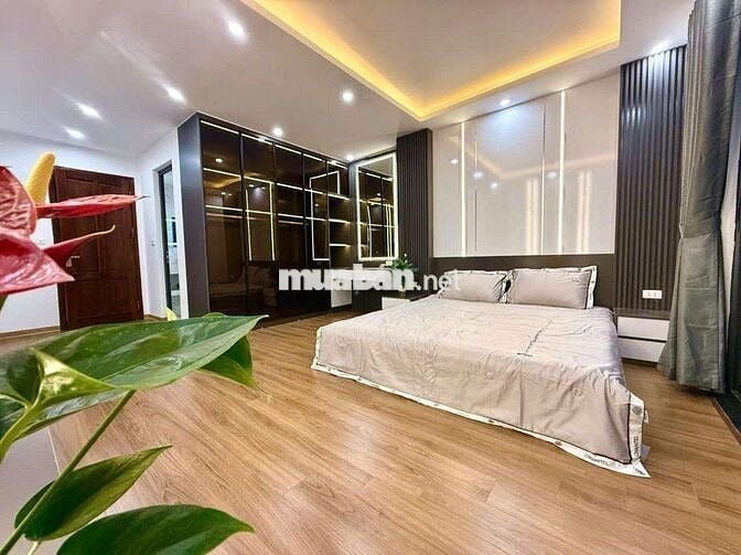 Bán nhà ở Hồ Đắc Di, 46m*6 tầng thang máy, gần phố, 4PN full nội thất