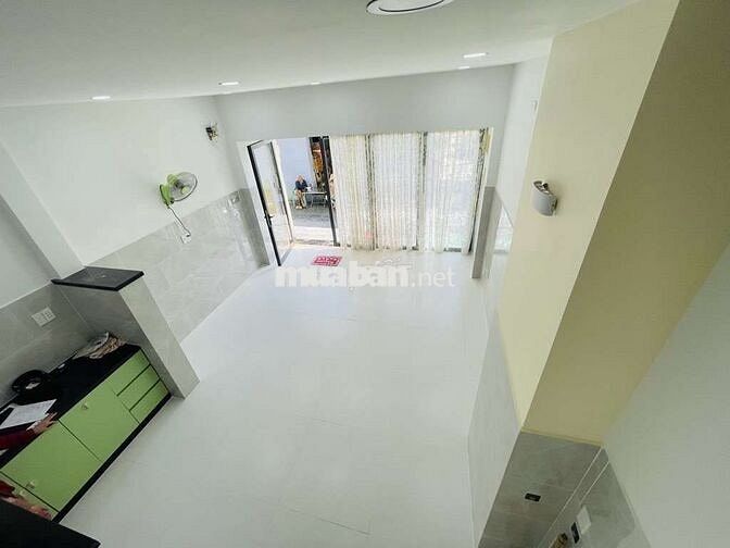 BÁN NHÀ TÂN PHÚ HXH HUỲNH THIỆN LỘC 4TẦNG GIÁ 5,5TỶ TL