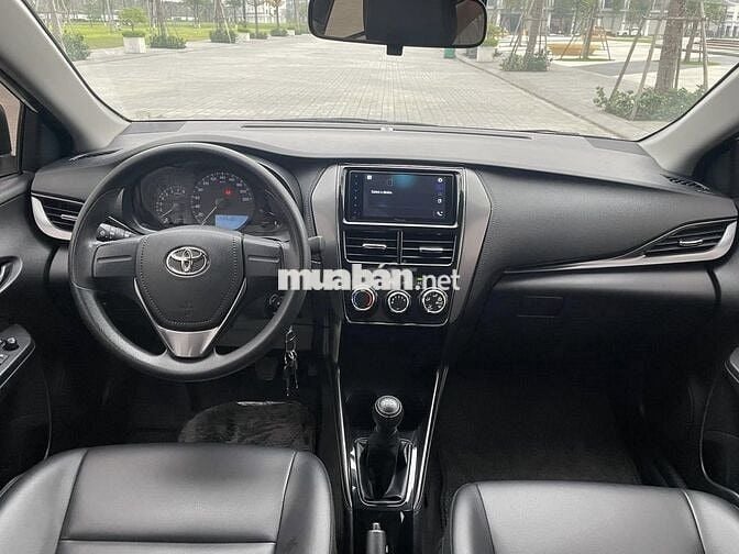 Toyota Vios E 1.5MT 2021 màu trắng