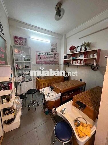 CHÍNH CHỦ BÁN NHÀ ĐƯỜNG 10M LÝ THÁI TỔ 3 TẦNG BTCT 4PN.3WC. NGAY CHỢ