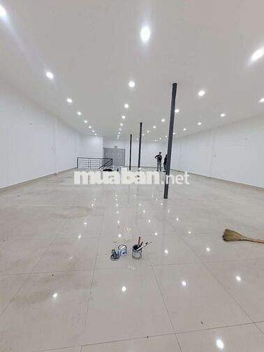 MB MỚI 100% NHƯ HÌNH ẢNH KHU VỰC KD ĐÔNG ĐÚC SD. 450M2