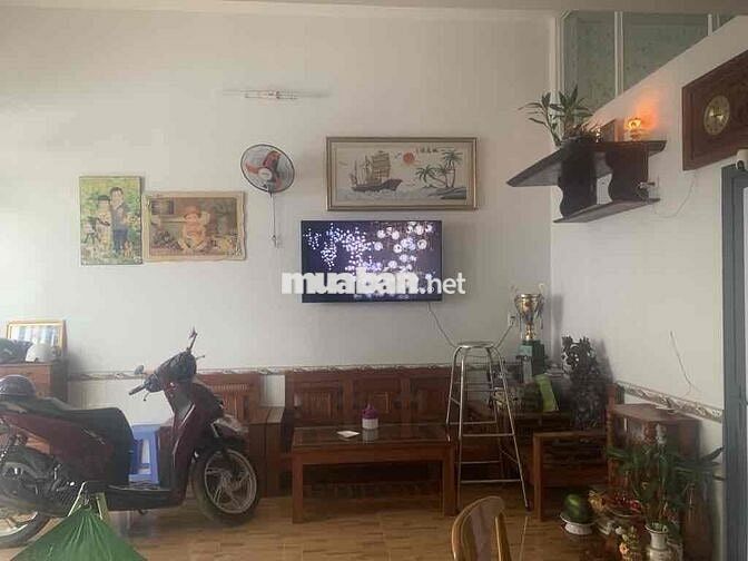 BÁN NHÀ 2 TẦNG-NGUYỄN TRẢI- DĨ AN- 56m2(7x8)- CHỈ 2.7 TỶ - 3pn -2wc