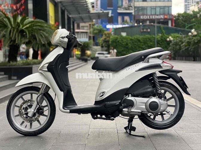 Liberty 125ie 2011 màu trắng xe đẹp