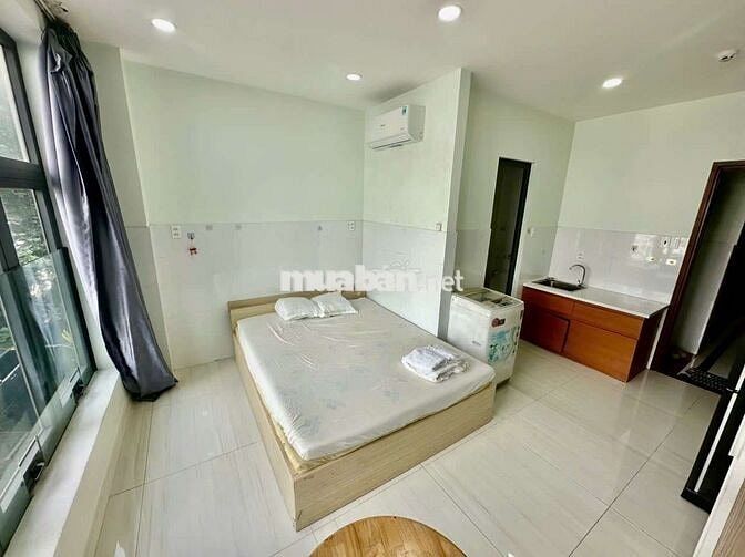 CHO THUÊ 1 PN CỬA SỔ FULL CỰC RỘNG VIEW CỰC CHILL GẦN HÀNG XANH, ĐH