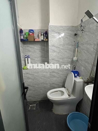 mình cần tìm 1 bạn nữ ở ghép chung ạ