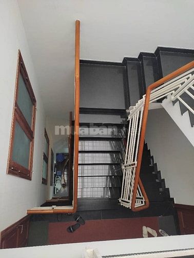 Nhà mặt tiền đường 47 tân Quy Q7