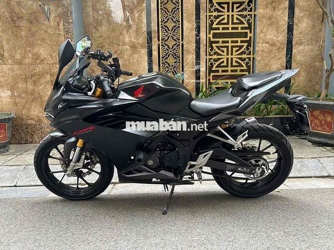 HONDA CBR150 ABS FI cuối 2022 biển 29 Xe lướt mới