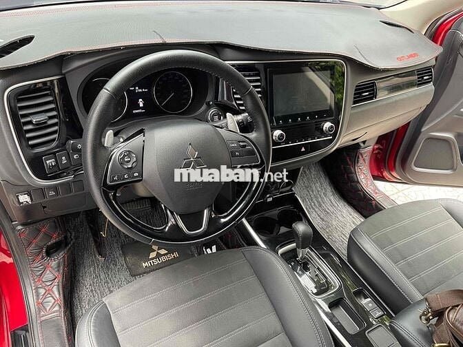 Mitsubishi Outlander 2023 2.0 CVT như mới