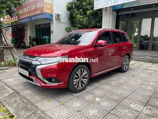 Mitsubishi Outlander 2023 2.0 CVT như mới