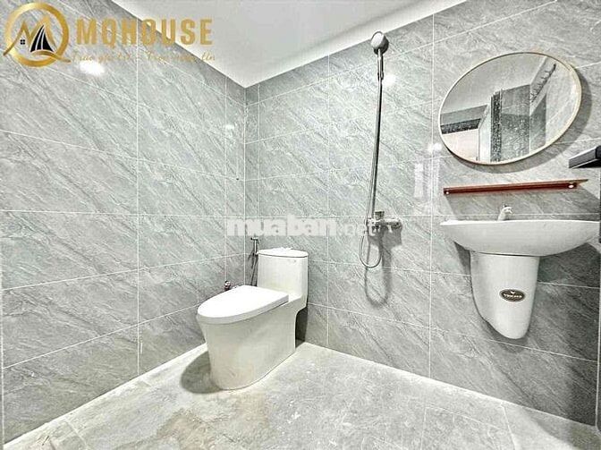 CĂN GÁC SIÊU RỘNG Ở ĐƯỢC 4 NGƯỜI KẾ ĐẠI HỌC VĂN LANG
