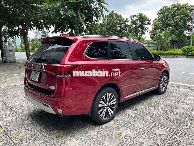 Mitsubishi Outlander 2023 2.0 CVT như mới