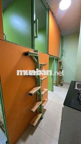 Sleepbox đứng được bao full điện nc máy lạnh 24/24 mặt tiền D5 đối diệ