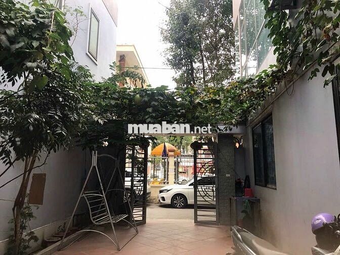 Cho thuê văn phòng Mễ Trì Thượng diện tích 45m2 tầng 2 view hồ
