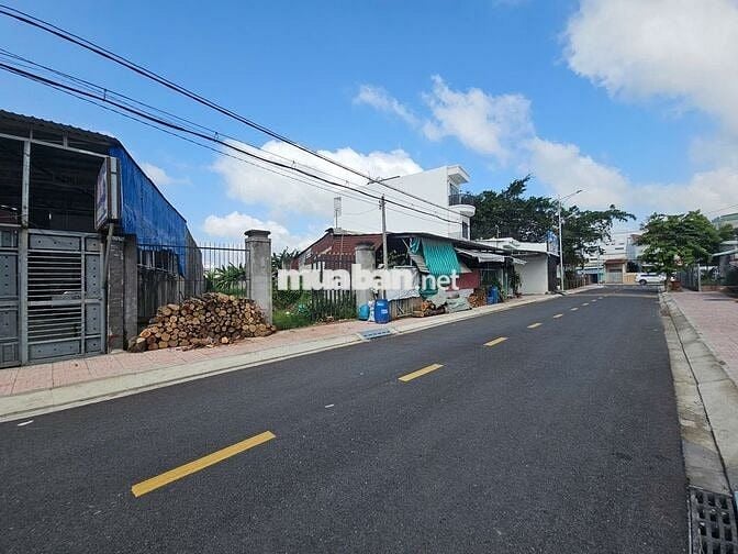 Cắt lỗ 200 triệu bán gấp lô đất 180m2, giá 530tr ngay Nguyễn Thị Hé