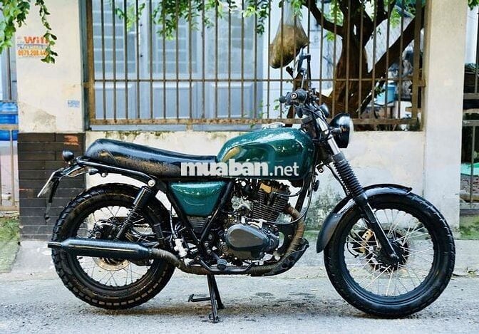 Moto brixton 150 fi