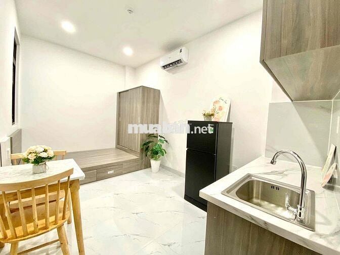 Cho thuê căn hộ Studio Cửa sổ Q4 gần ĐH Luật, ĐH Nguyễn Tất Thành