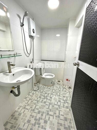 🏢GIÁ THẬT HÌNH THẬT__CHDV STUDIO CỬA SỔ FULL NT GẦN ĐẠI HỌC HUTECH🌿