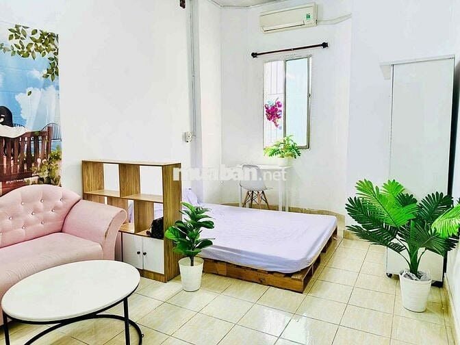 Chính chủ cần sang HĐ thuê Studio cửa sổ Q4 - Ngay ĐH Nguyễn Tất Thành