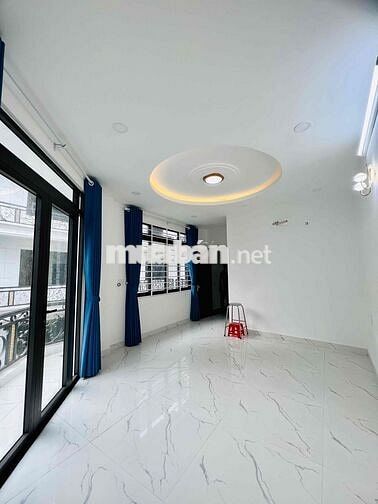 Nhà Mới Xây 100% DT 220m2 1Trệt 1Lửng 3Lầu 5Pn 5Wc Sẳn Máy Lạnh